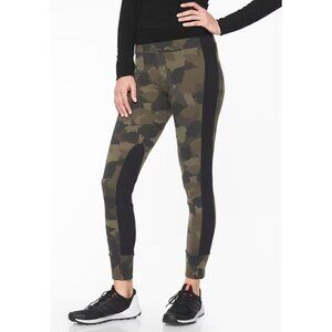 Athleta‎ Camo Women’s M Nylon/Spandex Blend  Essex Camo Hybrid Tight